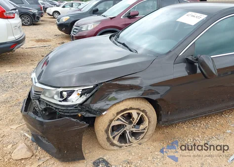 2017 Honda Accord Lx из США, поврежденный, VIN 1HGCR2F38HA109183